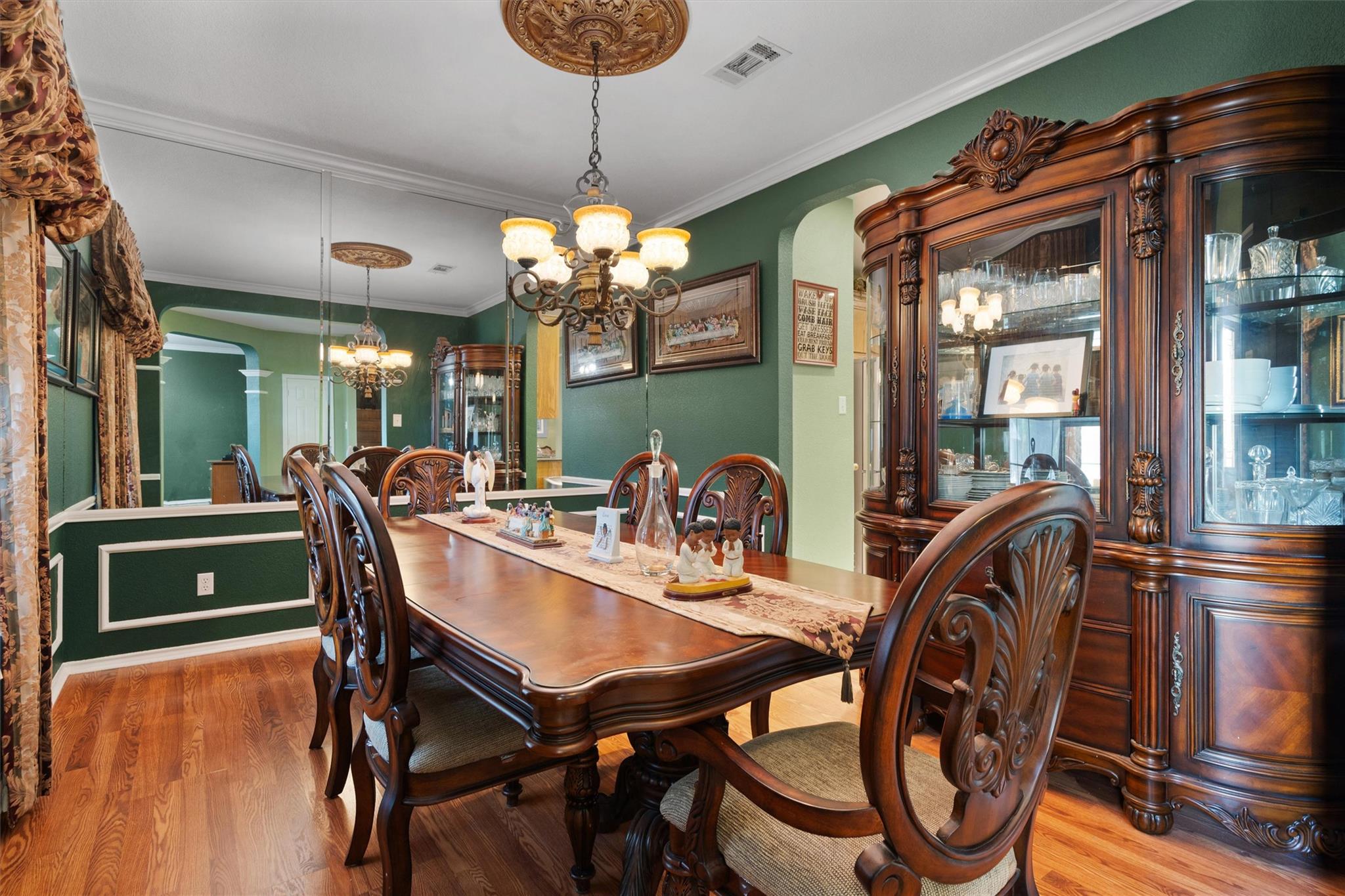 570 Crossland Dr, Killeen, TX 76543