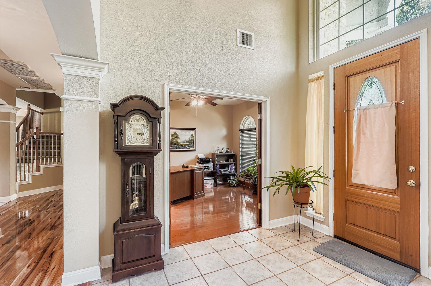 900 Wayside Dr, Wimberley, TX 78676