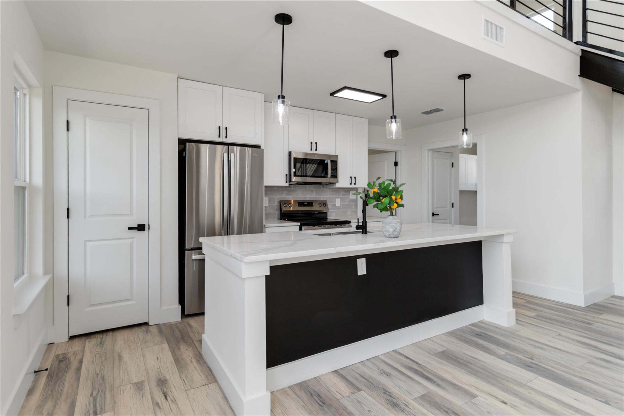 2024 Ronda Ct, Canyon Lake, TX 78133