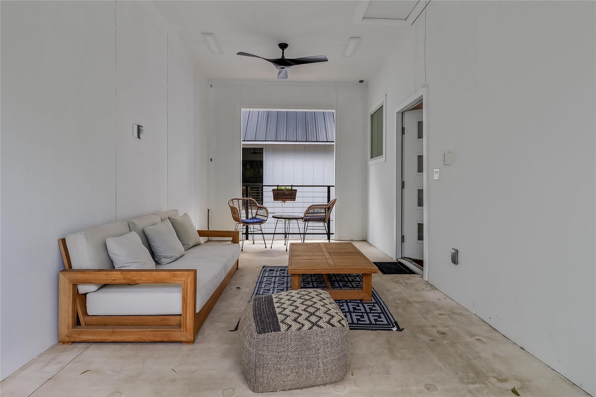 1111 W Annie St # B, Austin, TX 78704