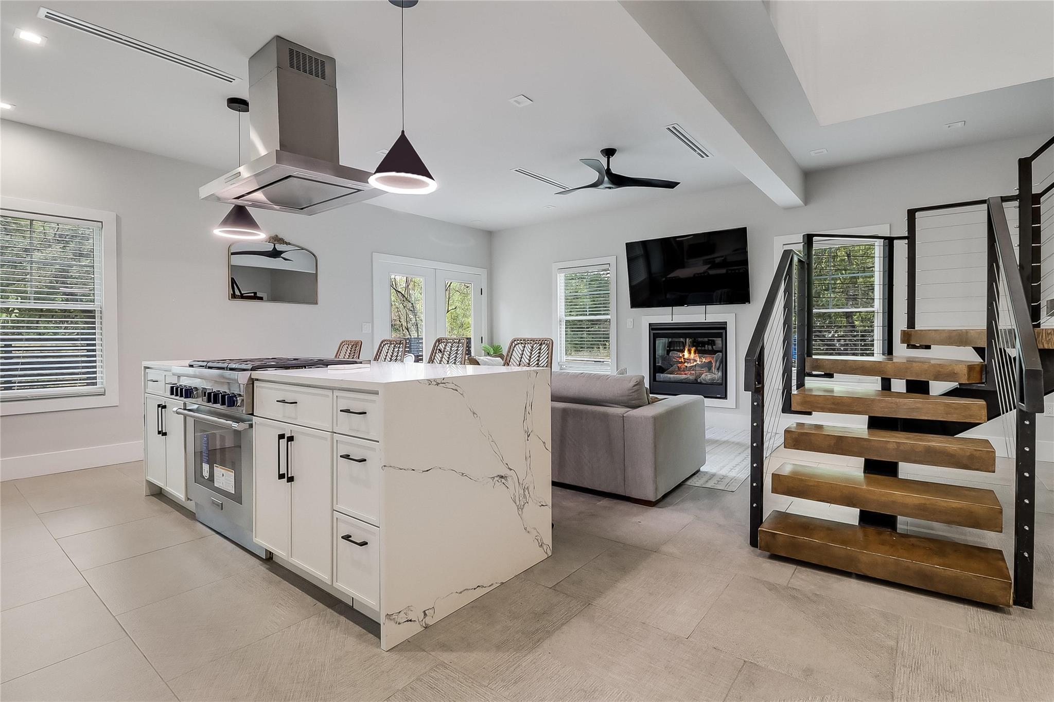 1111 W Annie St # A, Austin, TX 78704