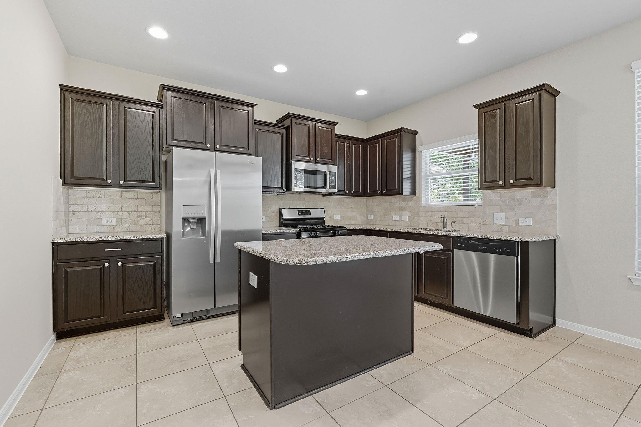 2412 Republic Trails Blvd, Leander, TX 78641