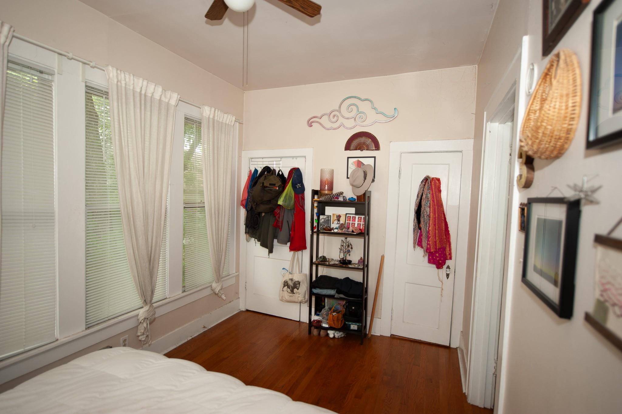 401 St Elmo Rd W, Austin, TX 78745