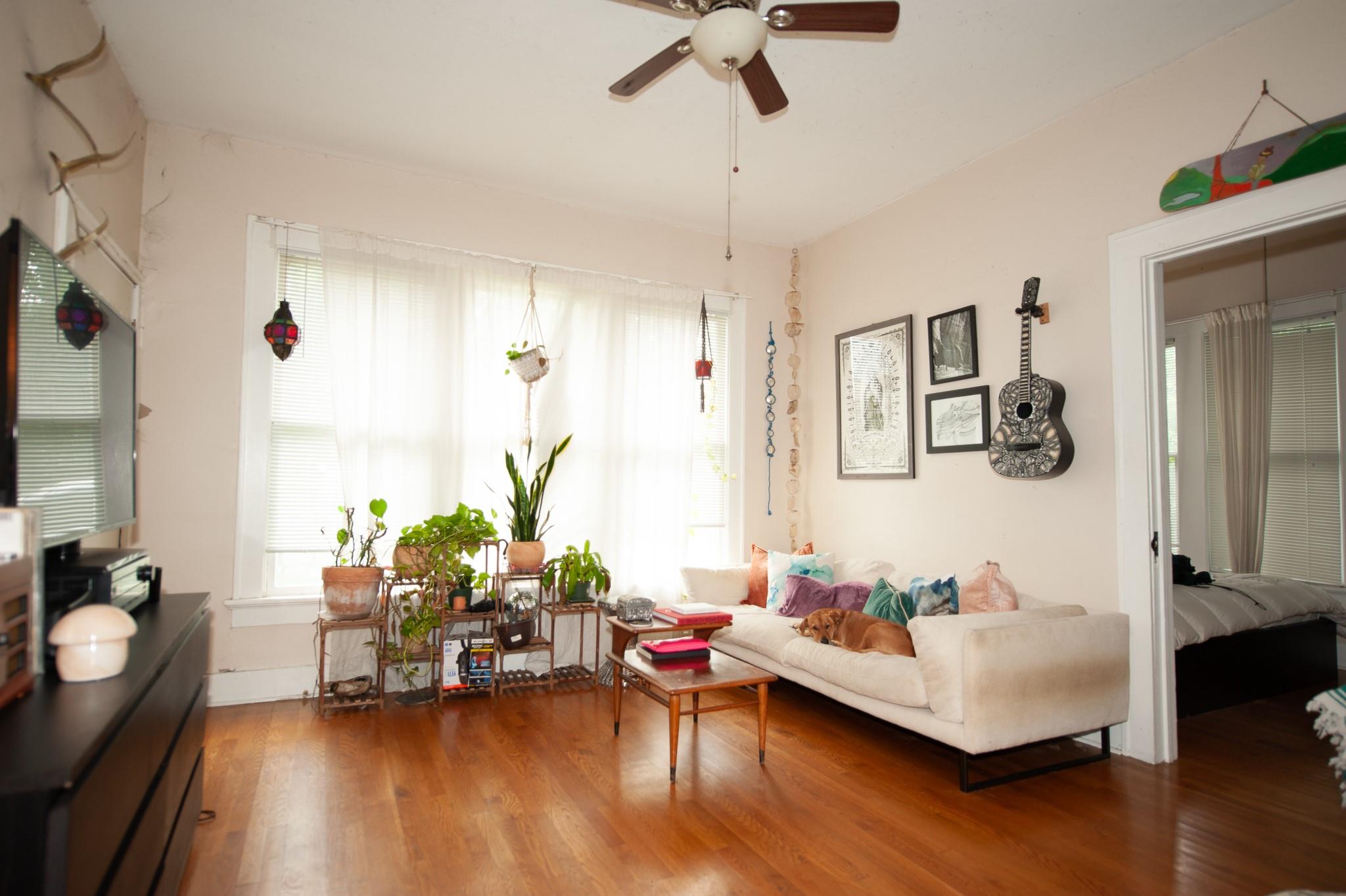 401 St Elmo Rd W, Austin, TX 78745