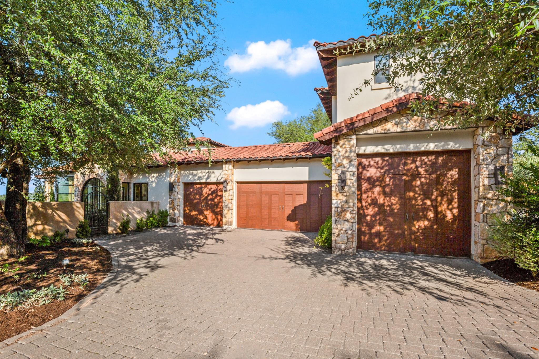 1832 Windy Walk Cv, Spicewood, TX 78669