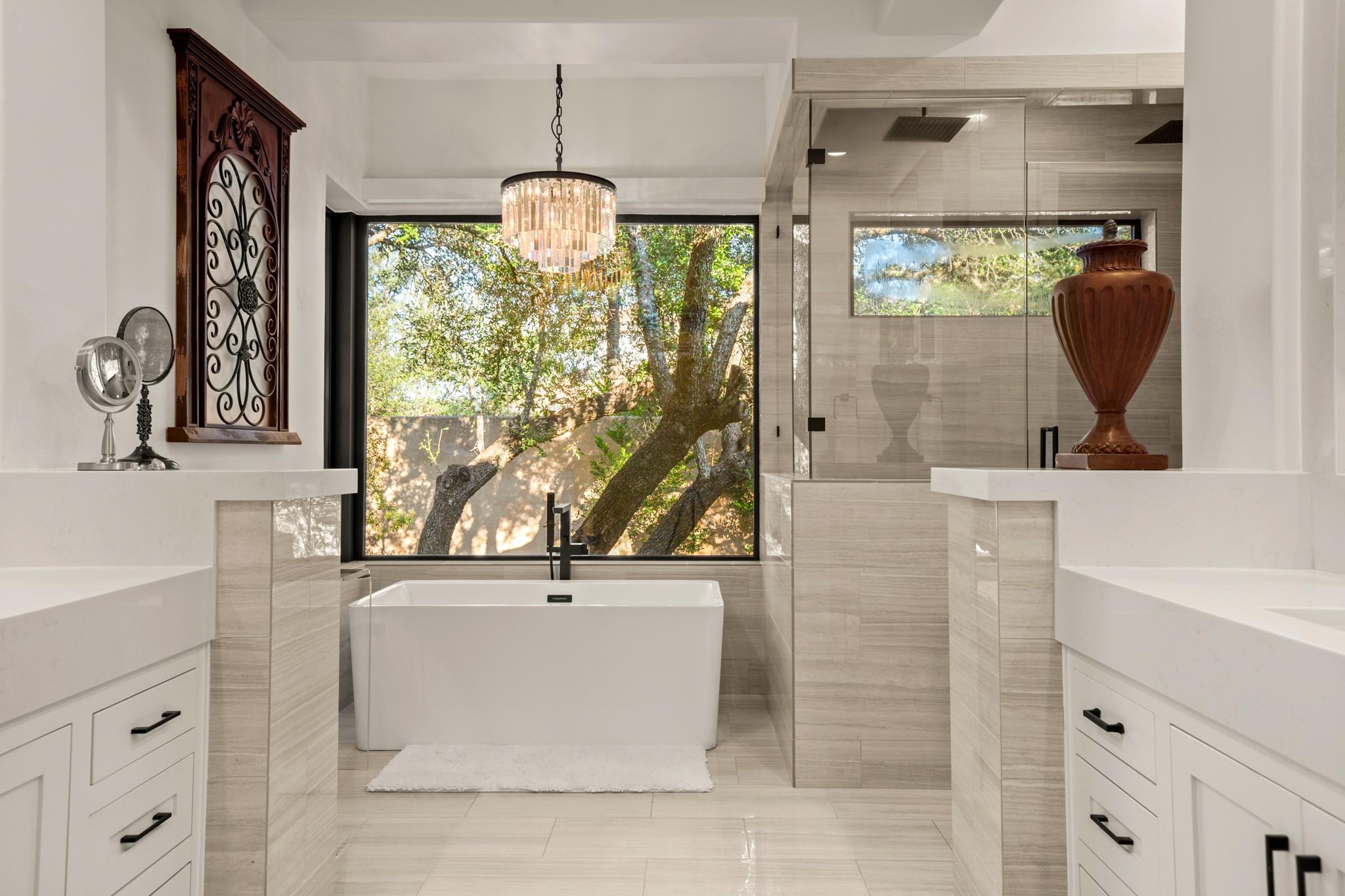 1832 Windy Walk Cv, Spicewood, TX 78669