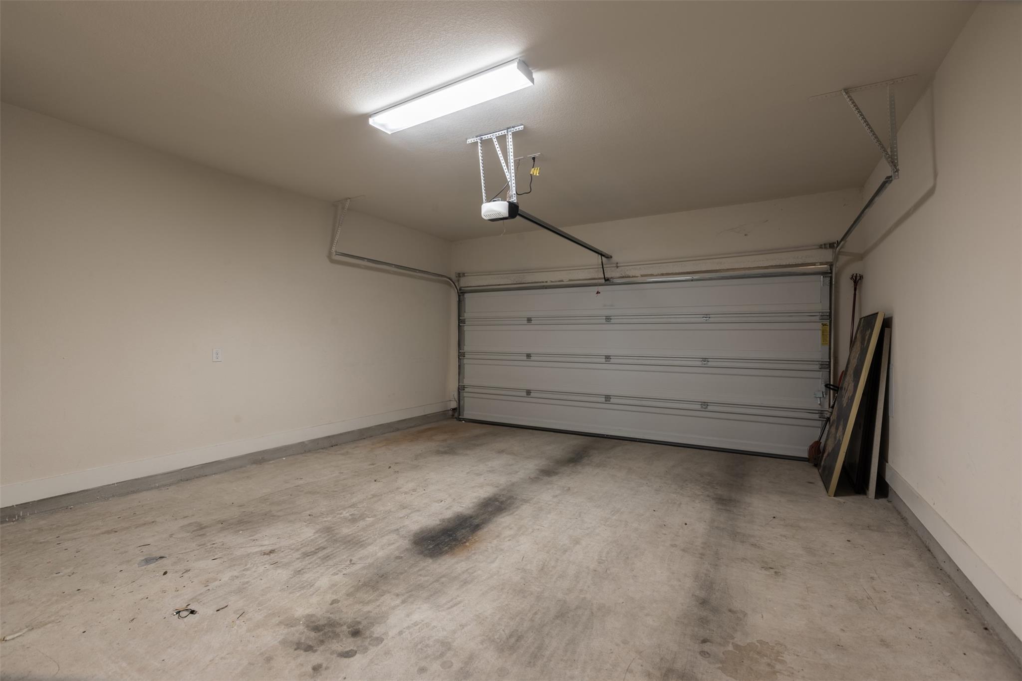 154 Elisha Dr, Liberty Hill, TX 78642