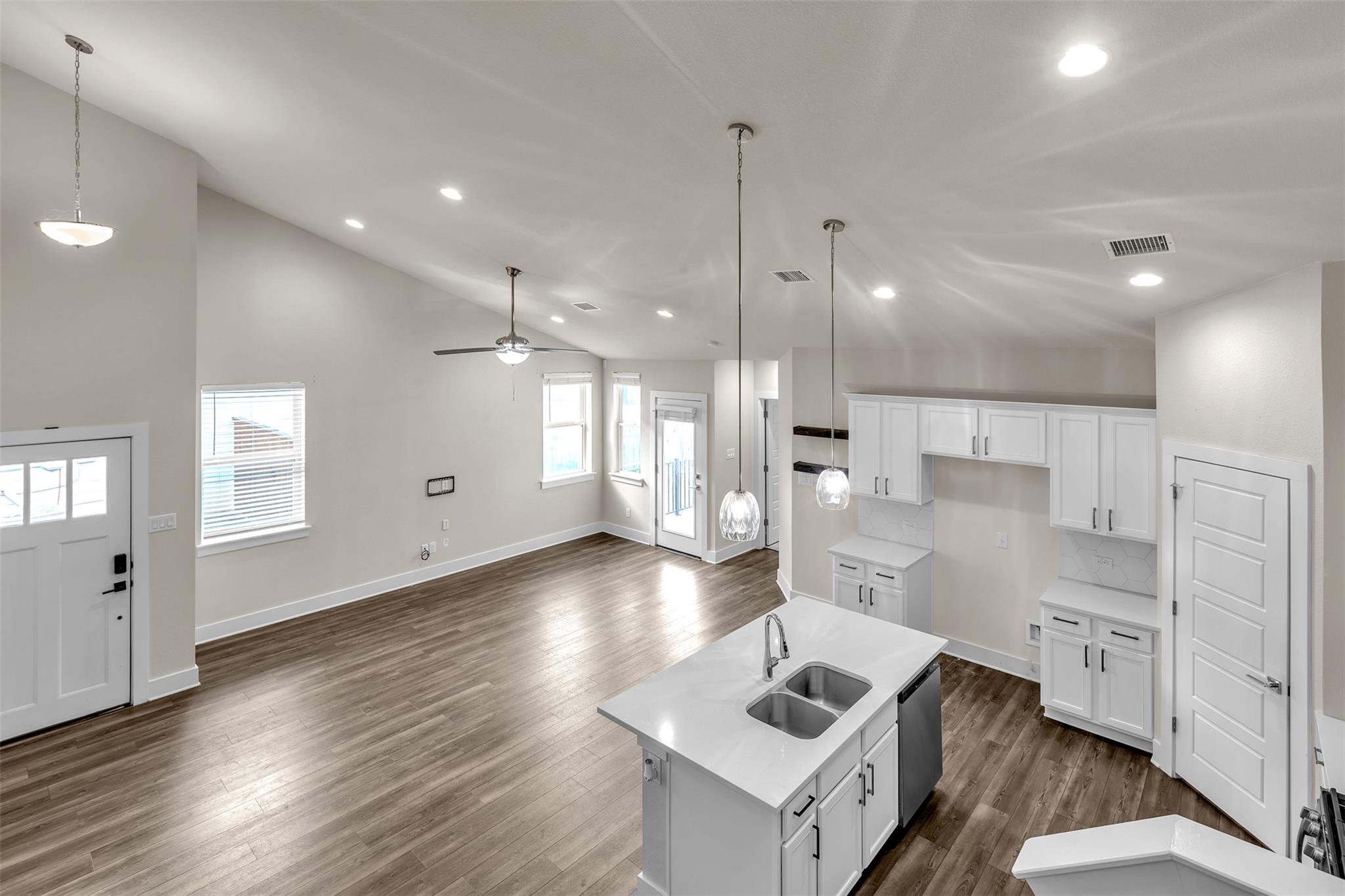 154 Elisha Dr, Liberty Hill, TX 78642