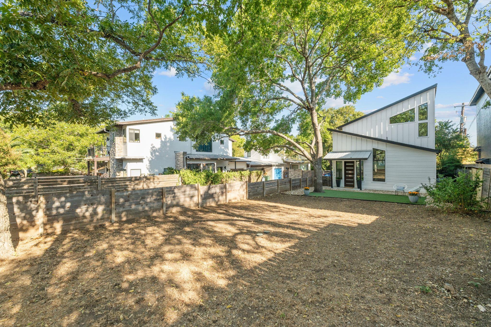 1118 Algarita Ave # 1, Austin, TX 78704