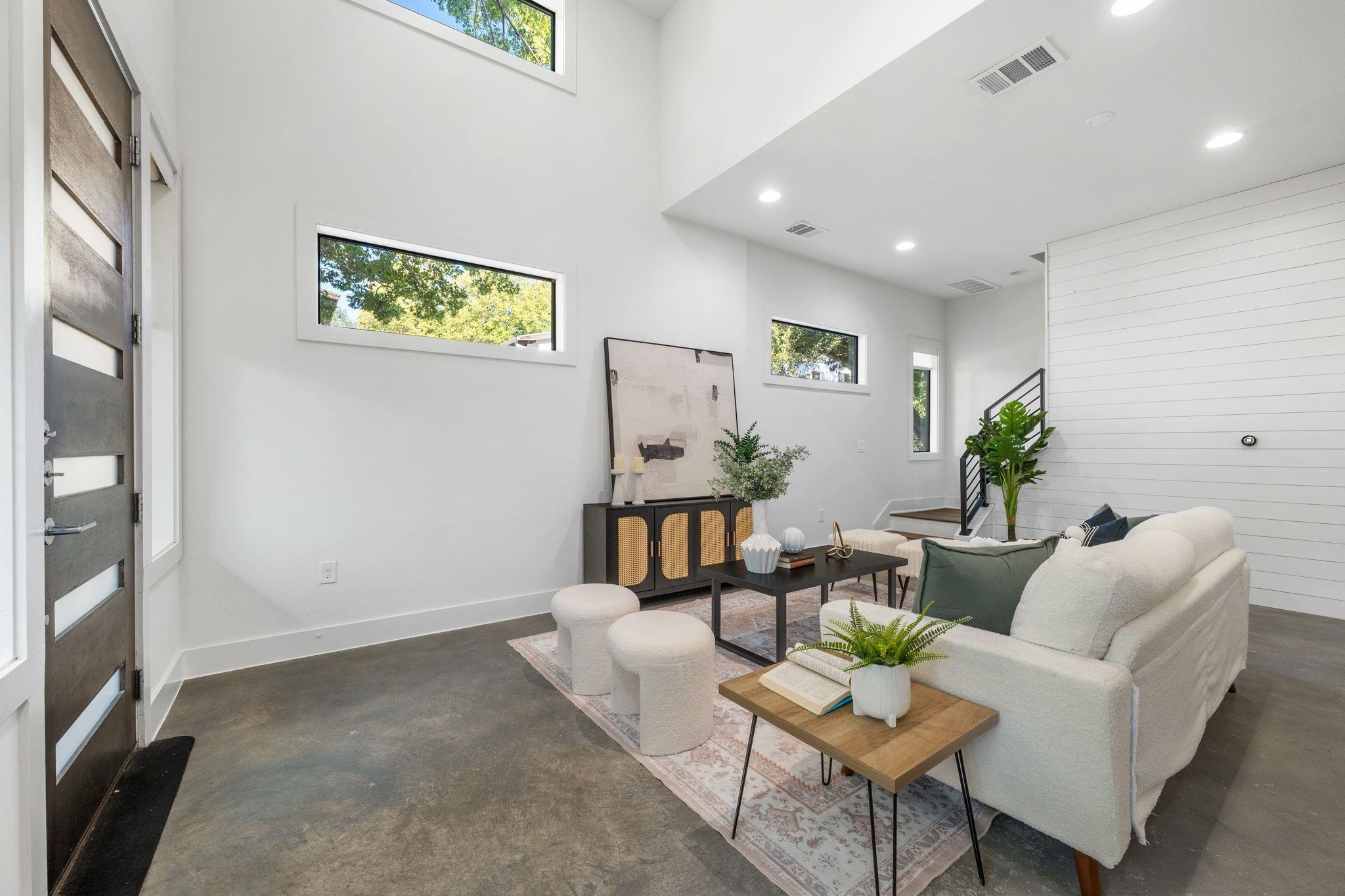 1118 Algarita Ave # 1, Austin, TX 78704