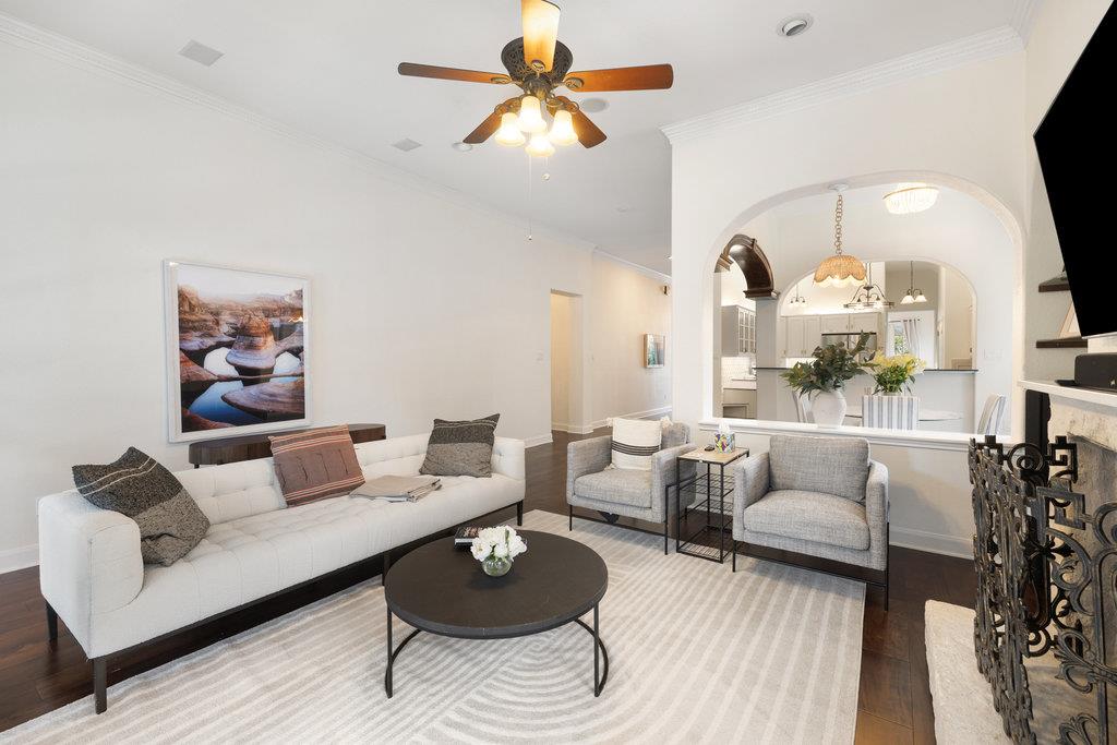 2106 Rue De St Germaine, Austin, TX 78746