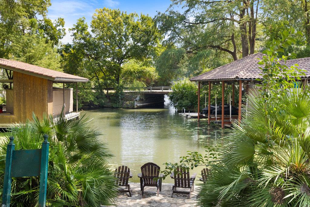 2106 Rue De St Germaine, Austin, TX 78746