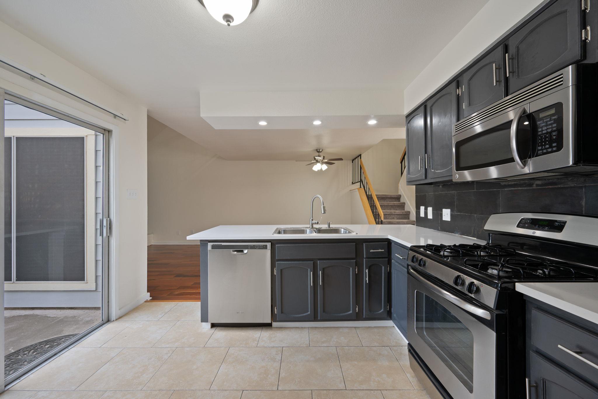 8330 Fathom Cir # 102, Austin, TX 78750