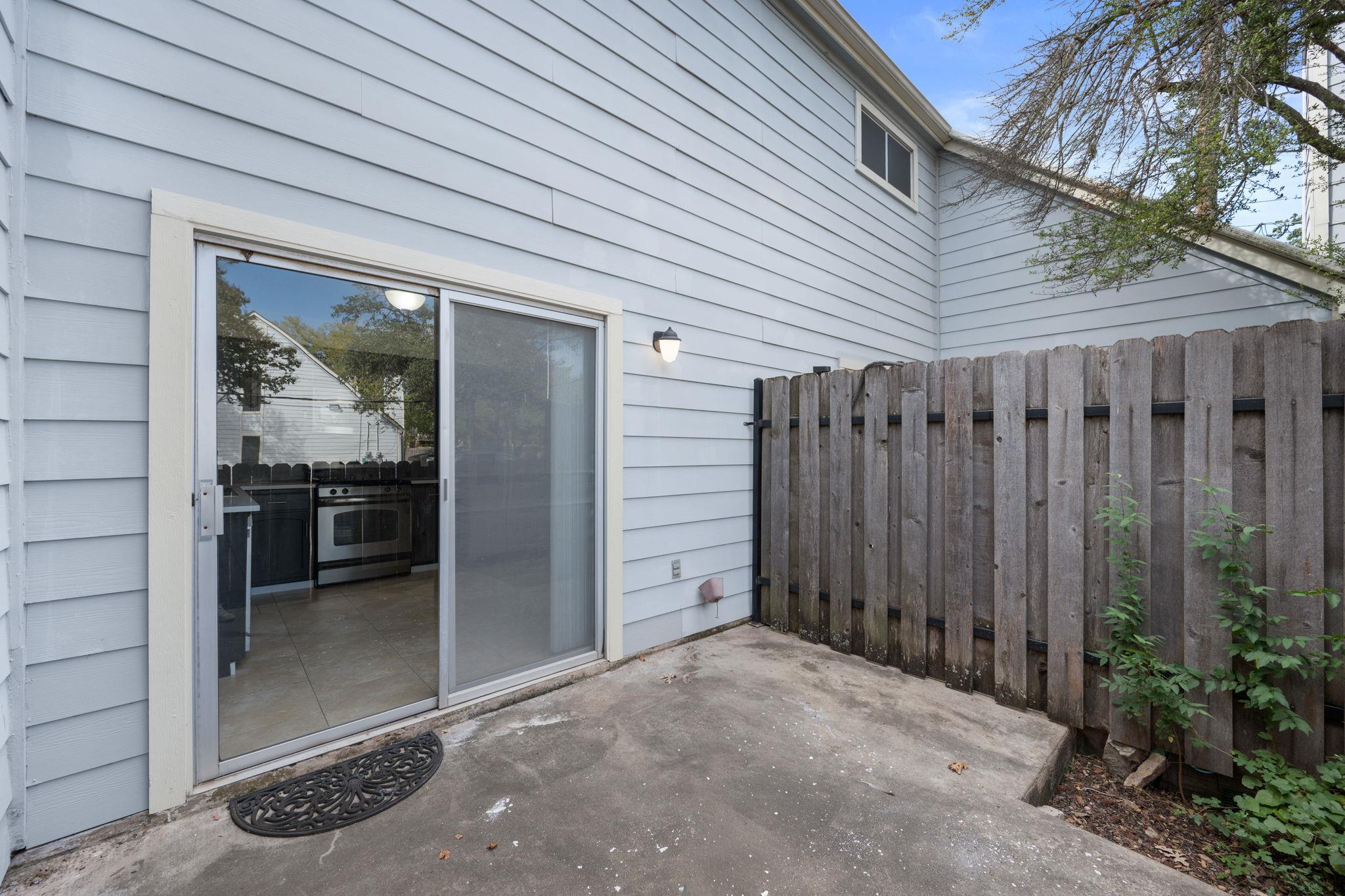 8330 Fathom Cir # 102, Austin, TX 78750