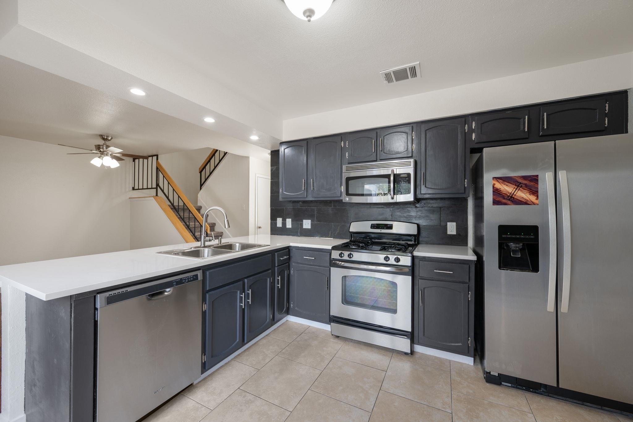 8330 Fathom Cir # 102, Austin, TX 78750