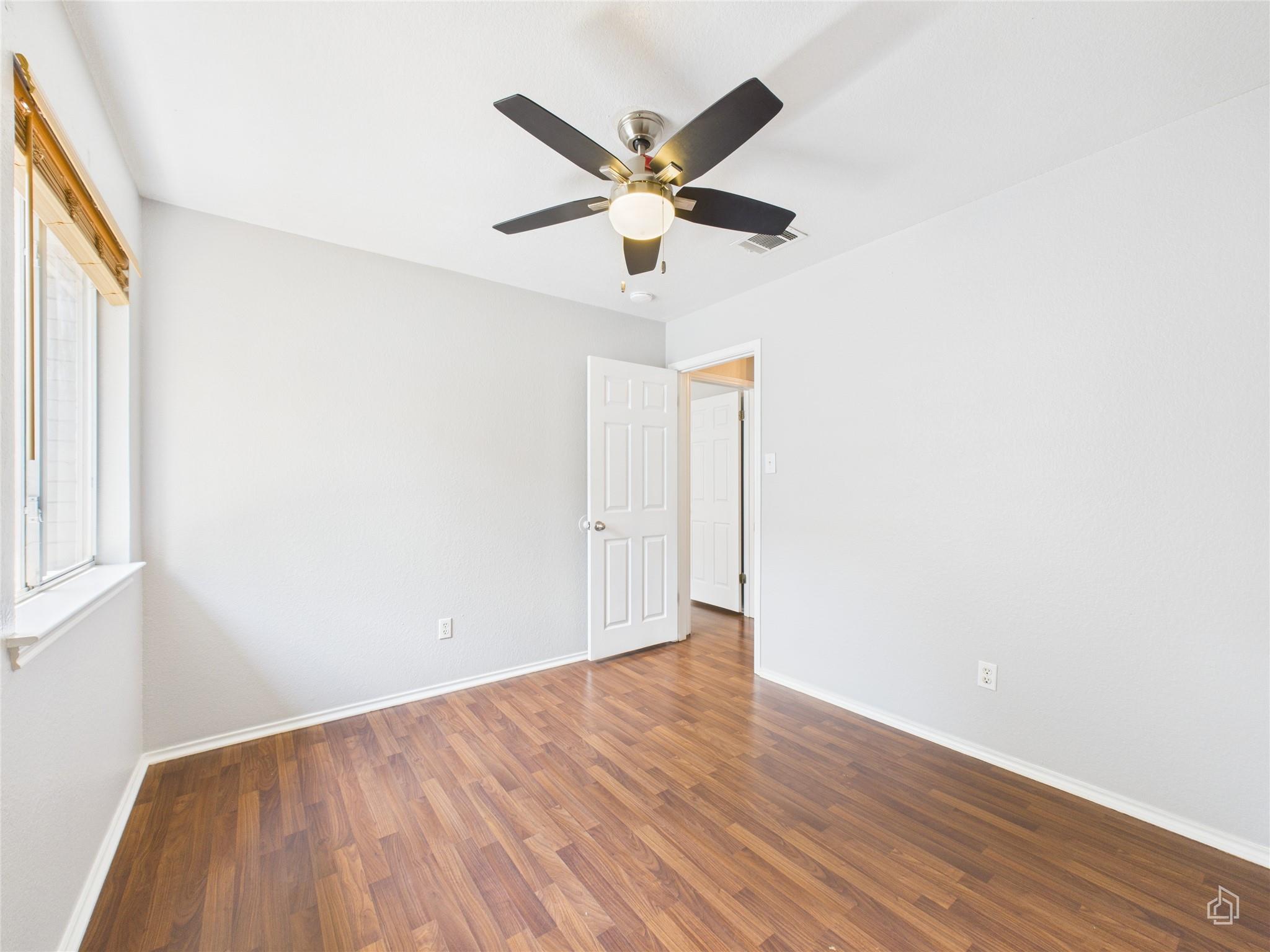 2606 Hutton Ln, Leander, TX 78641