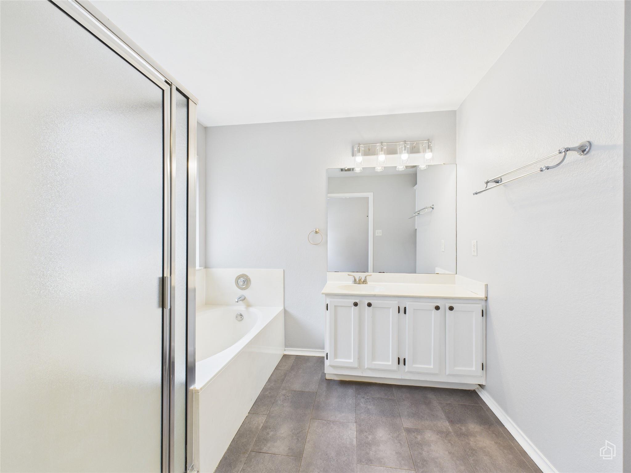 2606 Hutton Ln, Leander, TX 78641