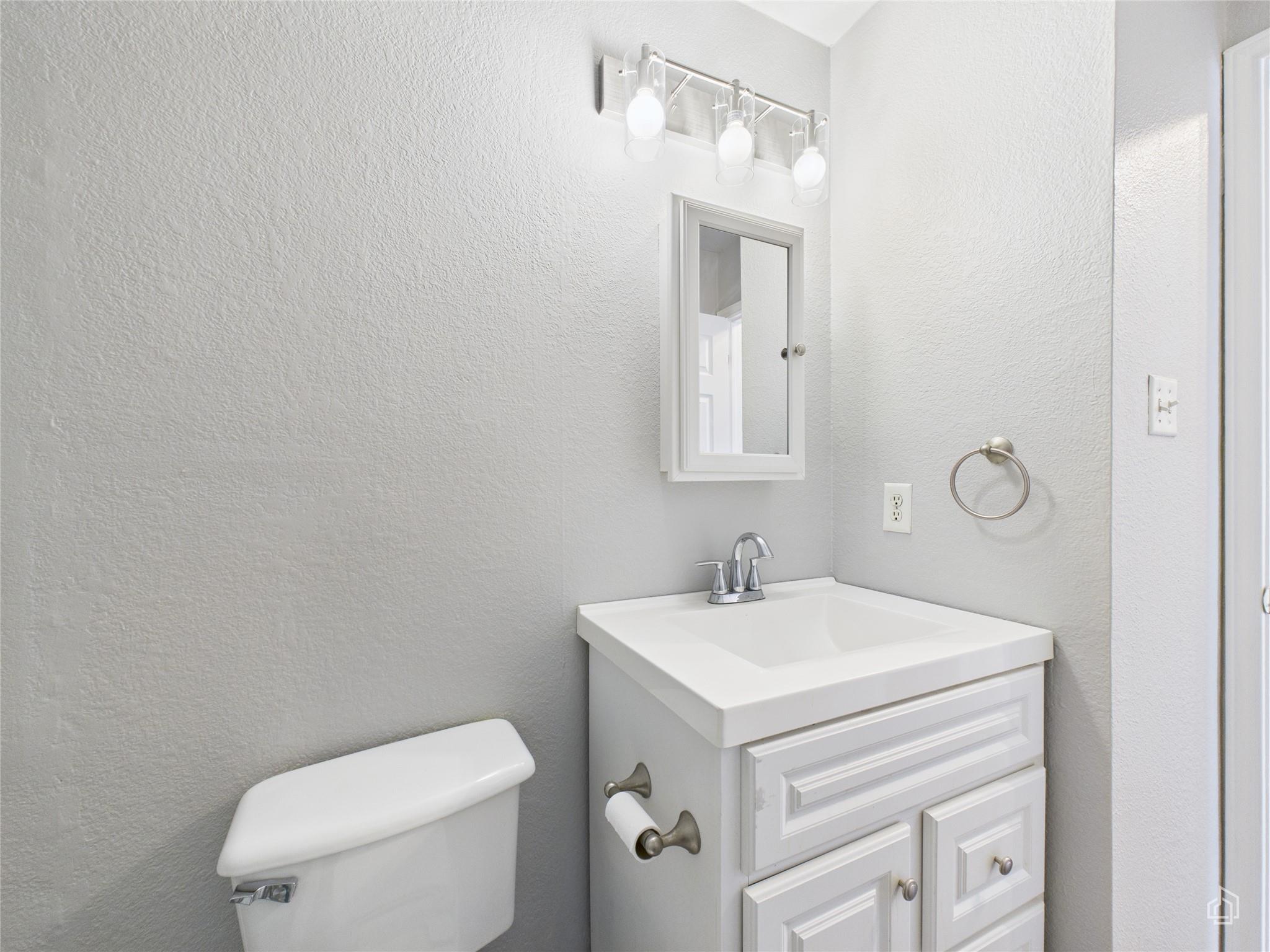 2606 Hutton Ln, Leander, TX 78641