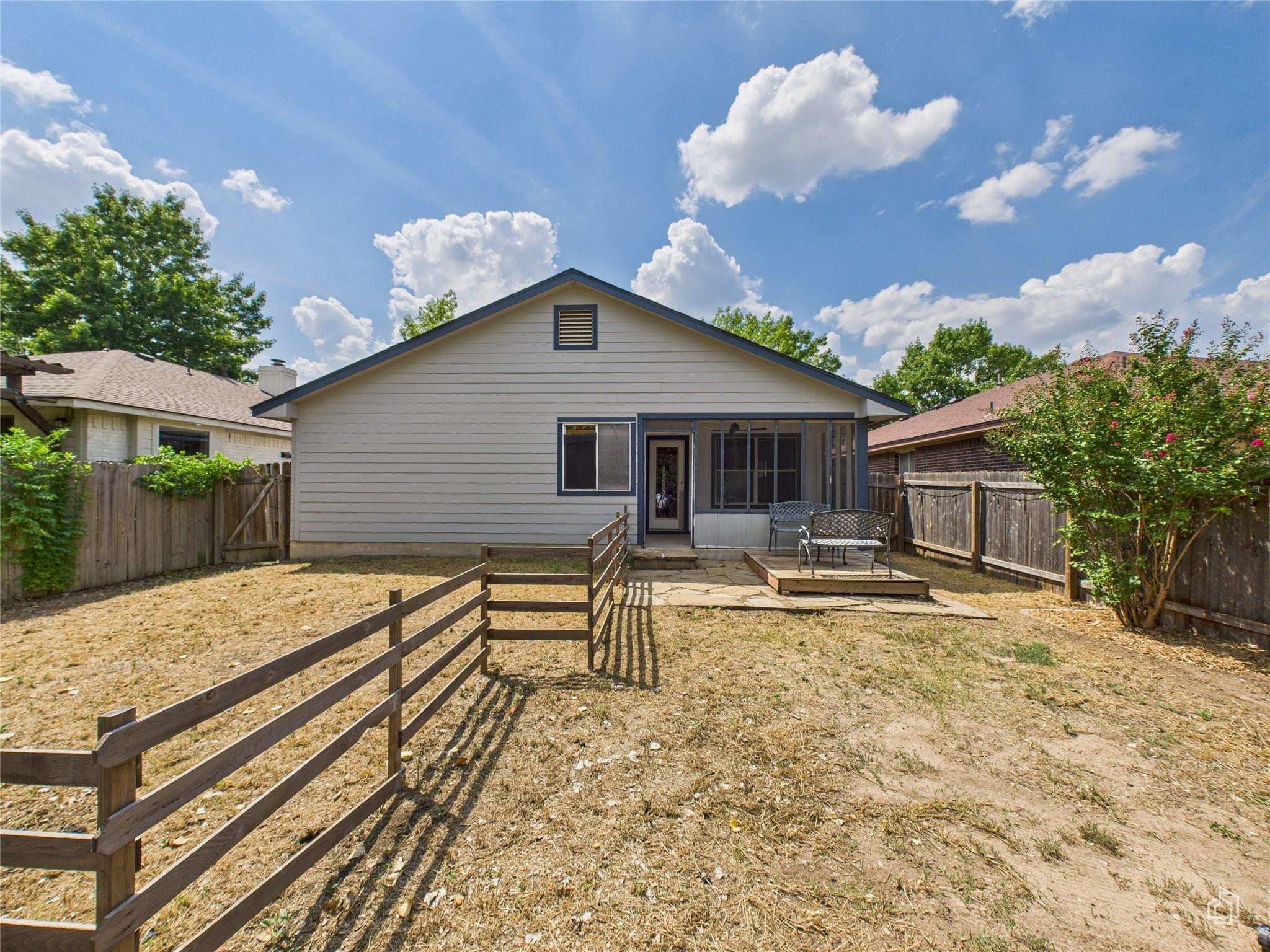 2606 Hutton Ln, Leander, TX 78641