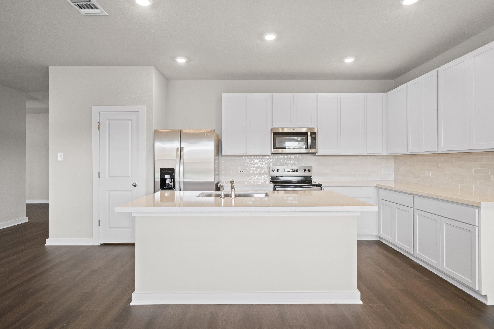 177 Sleep Hollow, Jarrell, TX 76537