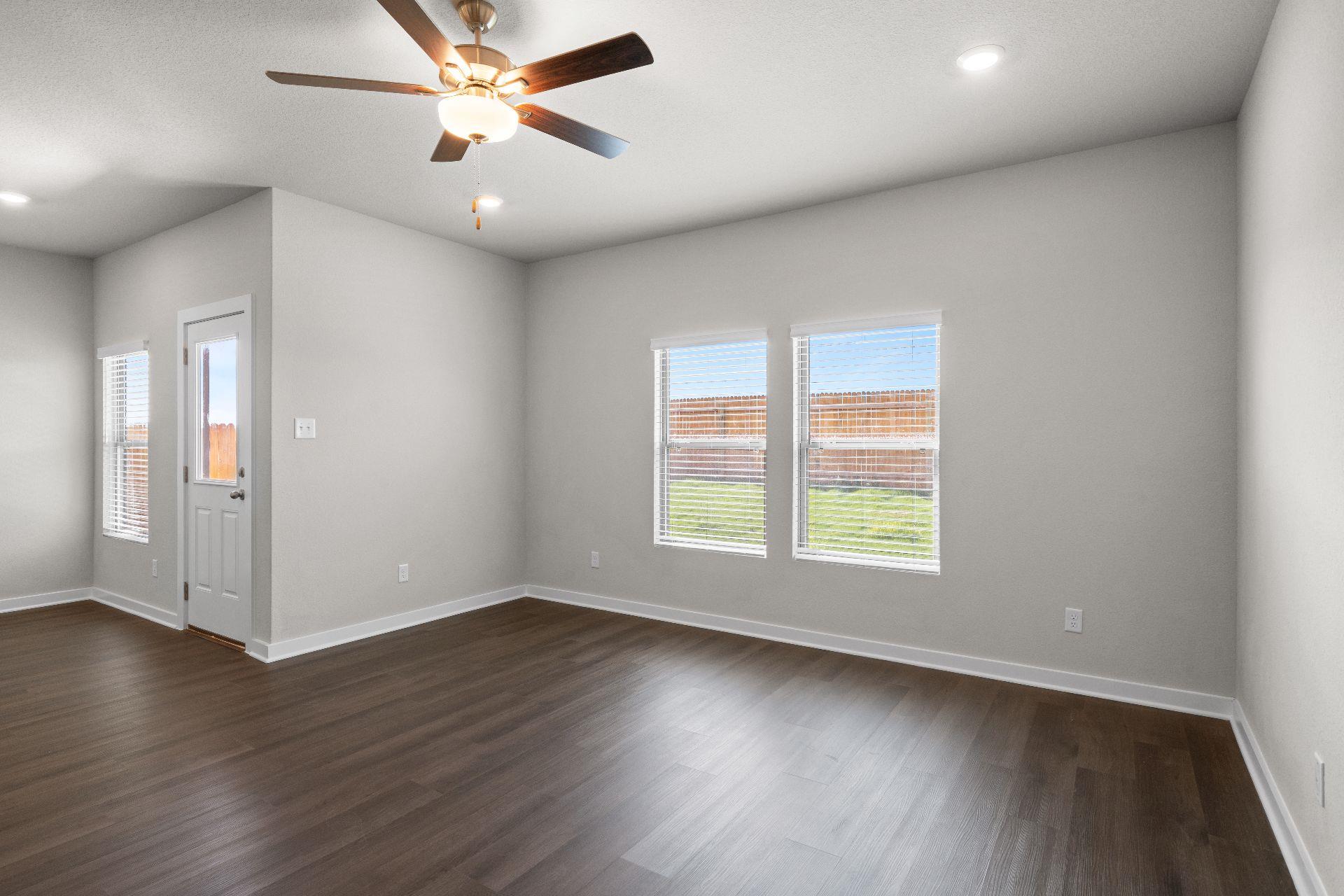 177 Sleep Hollow, Jarrell, TX 76537