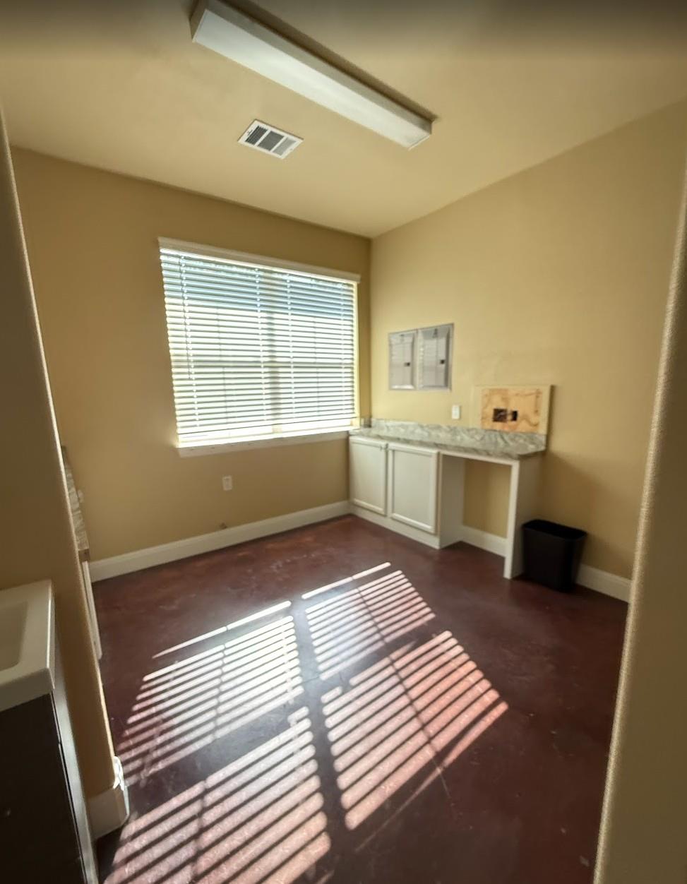 904 Crystal Falls Pkwy, Leander, TX 78641