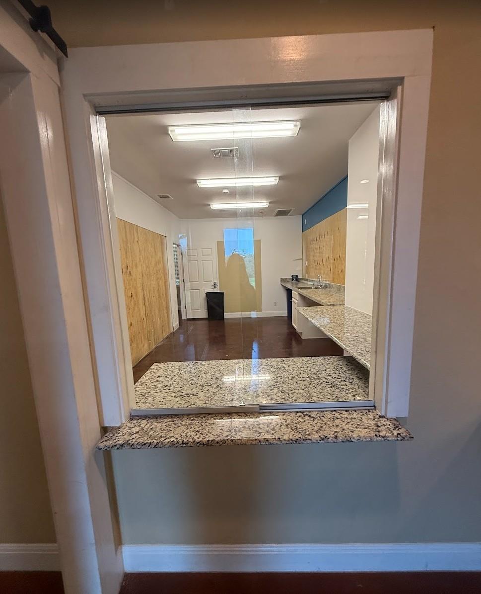 904 Crystal Falls Pkwy, Leander, TX 78641