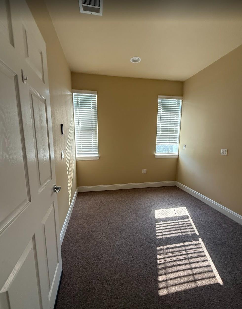 904 Crystal Falls Pkwy, Leander, TX 78641