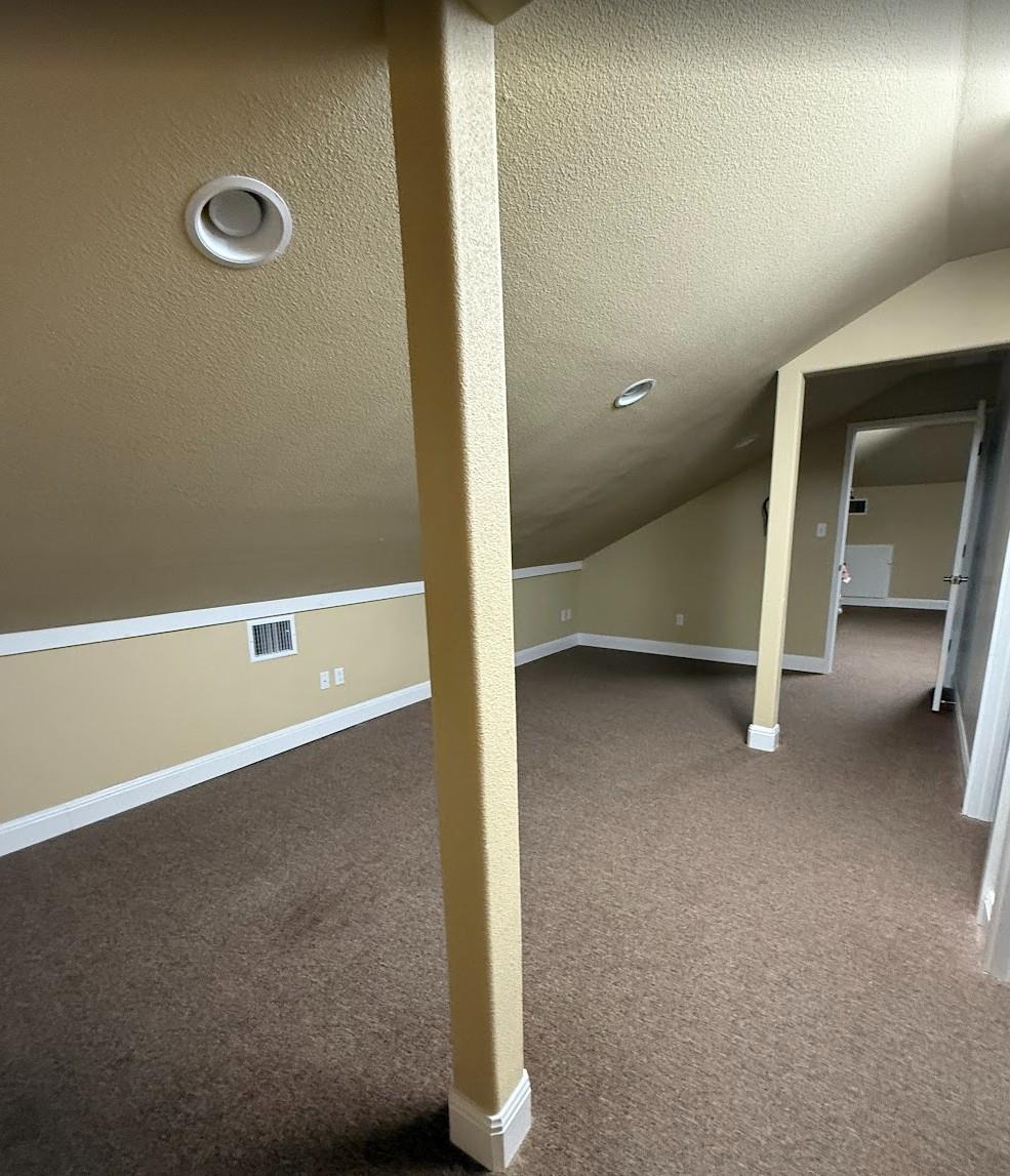 904 Crystal Falls Pkwy, Leander, TX 78641