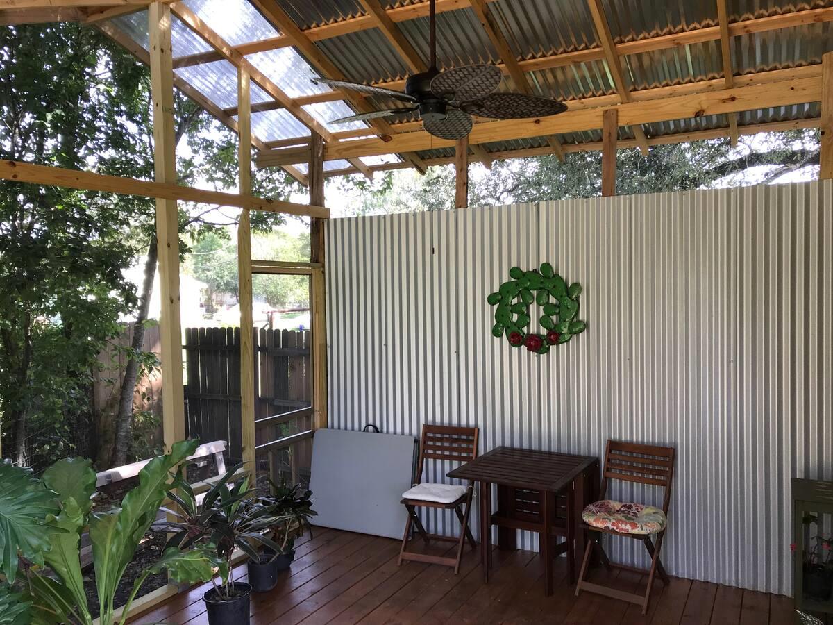 740 Trinity St # Backyard Studio Apt, Lockhart, TX 78644