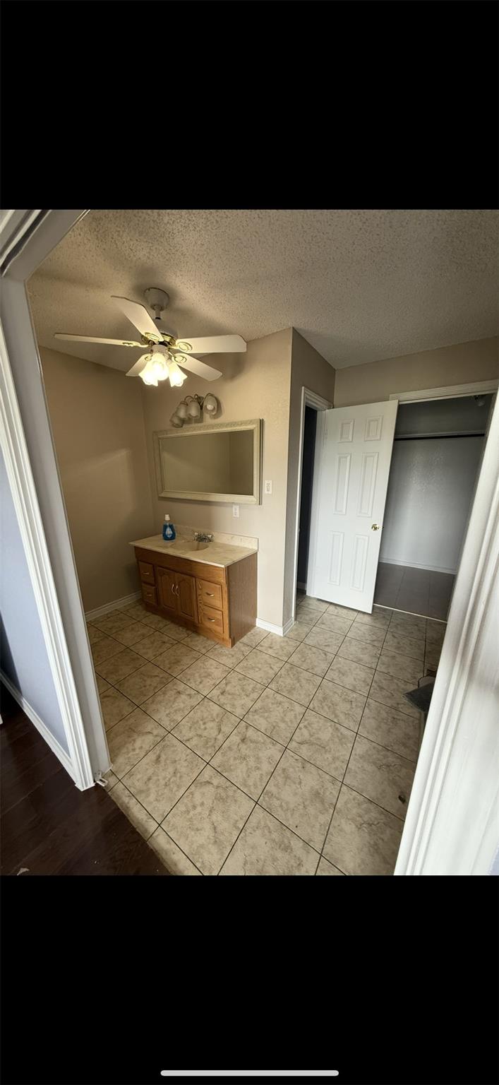 401 County Road 216, Jarrell, TX 76537