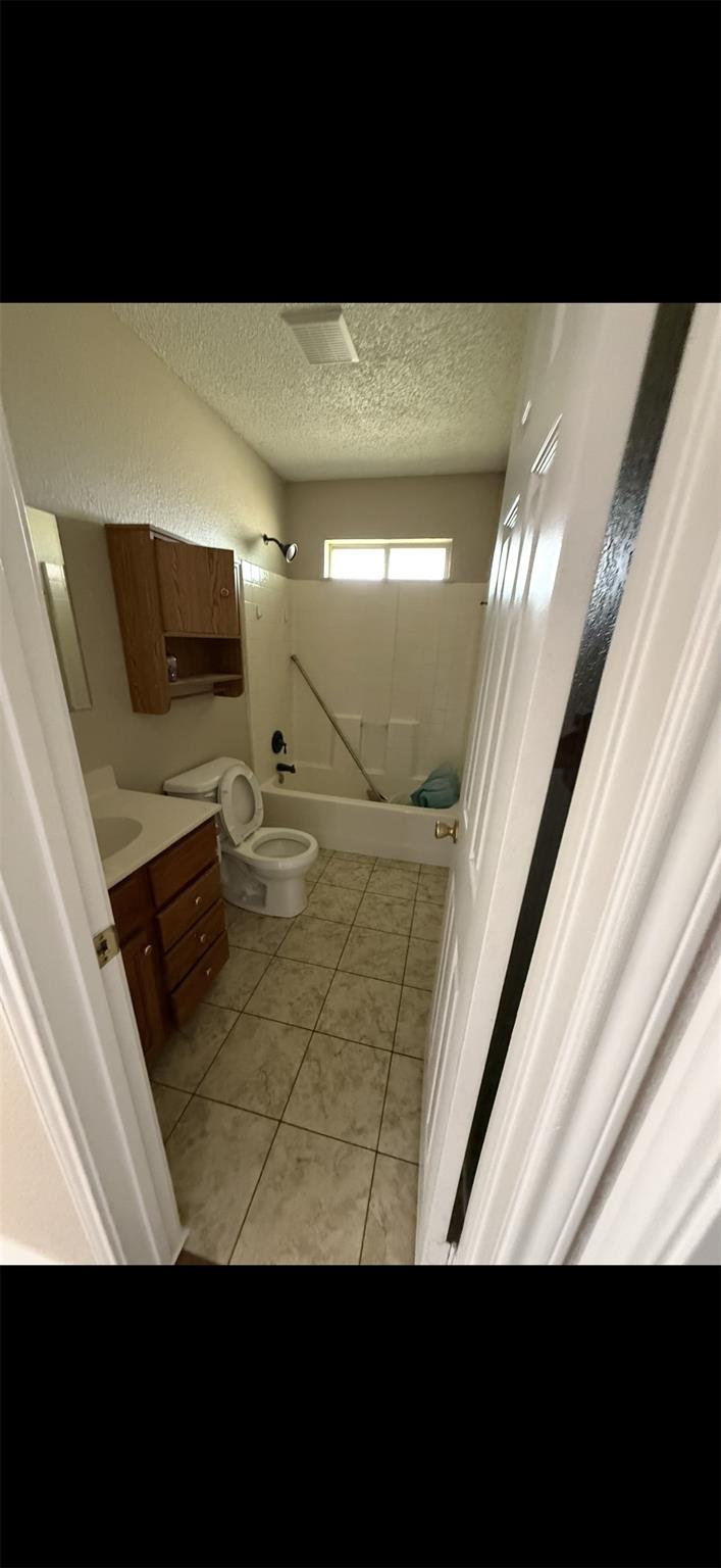 401 County Road 216, Jarrell, TX 76537