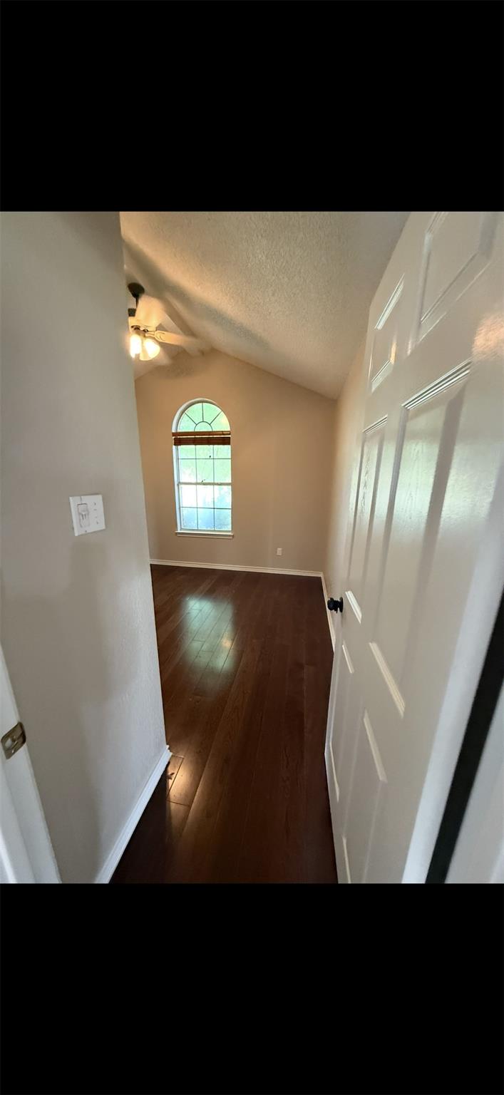 401 County Road 216, Jarrell, TX 76537