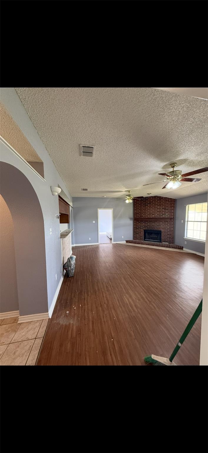 401 County Road 216, Jarrell, TX 76537