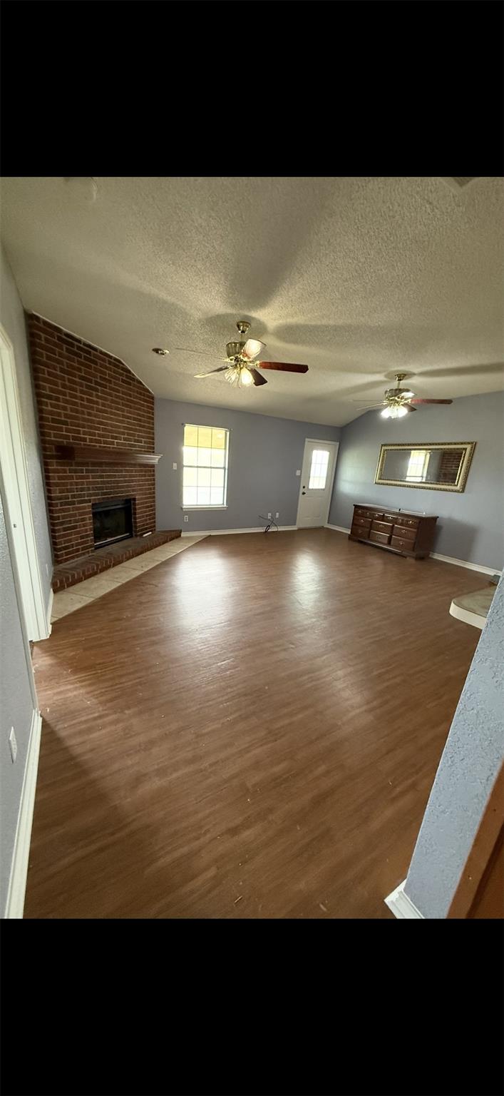 401 County Road 216, Jarrell, TX 76537