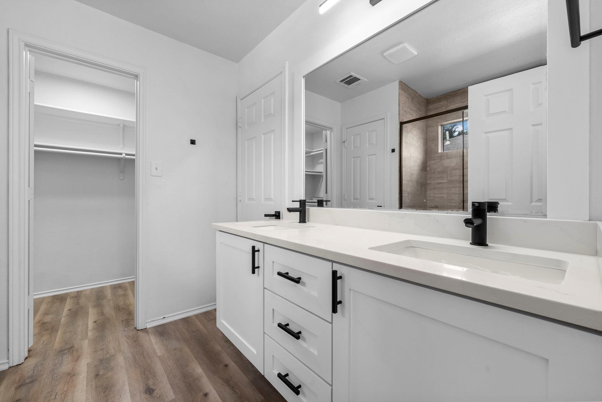 1420 Thibodeaux Dr, Round Rock, TX 78664