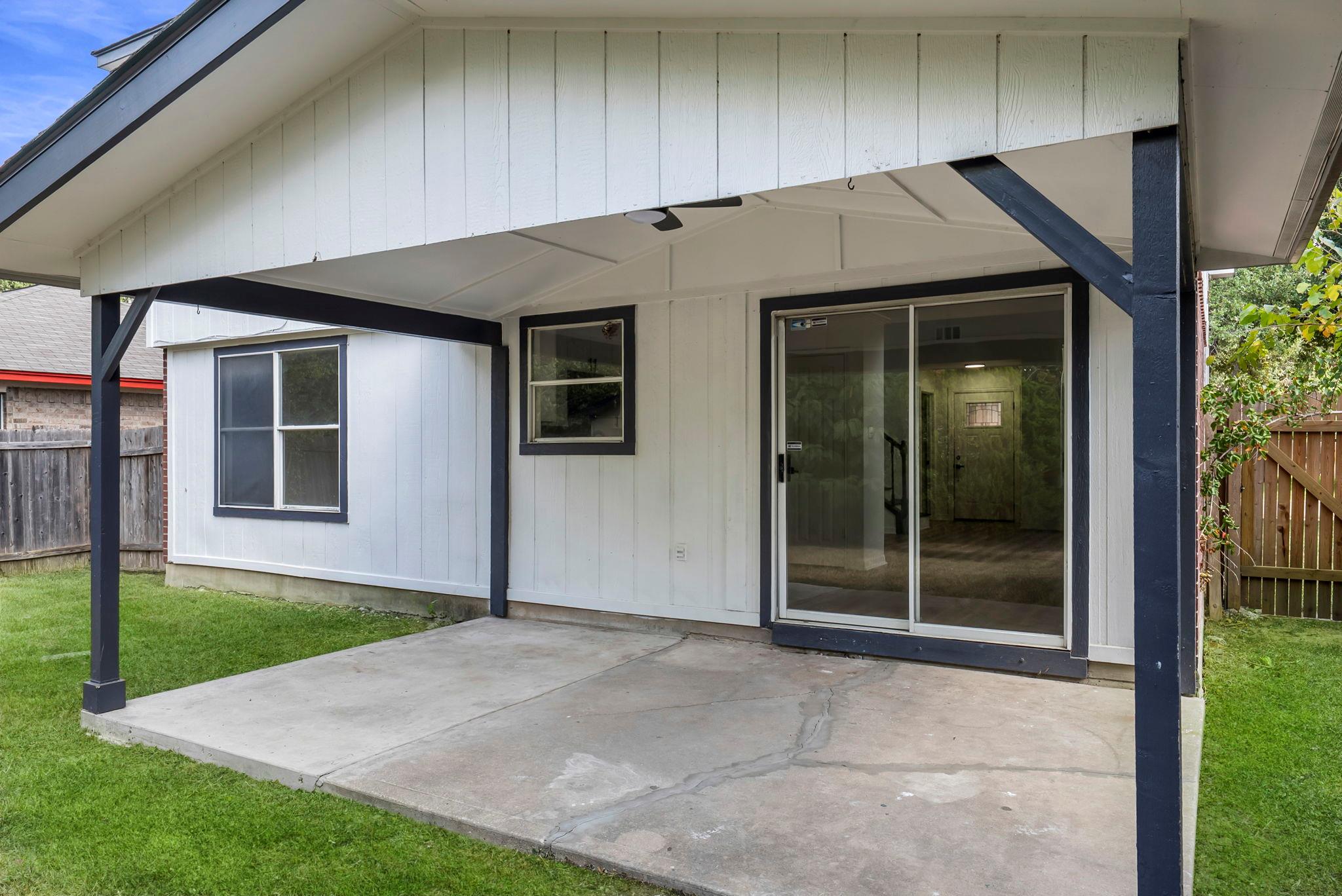 1420 Thibodeaux Dr, Round Rock, TX 78664