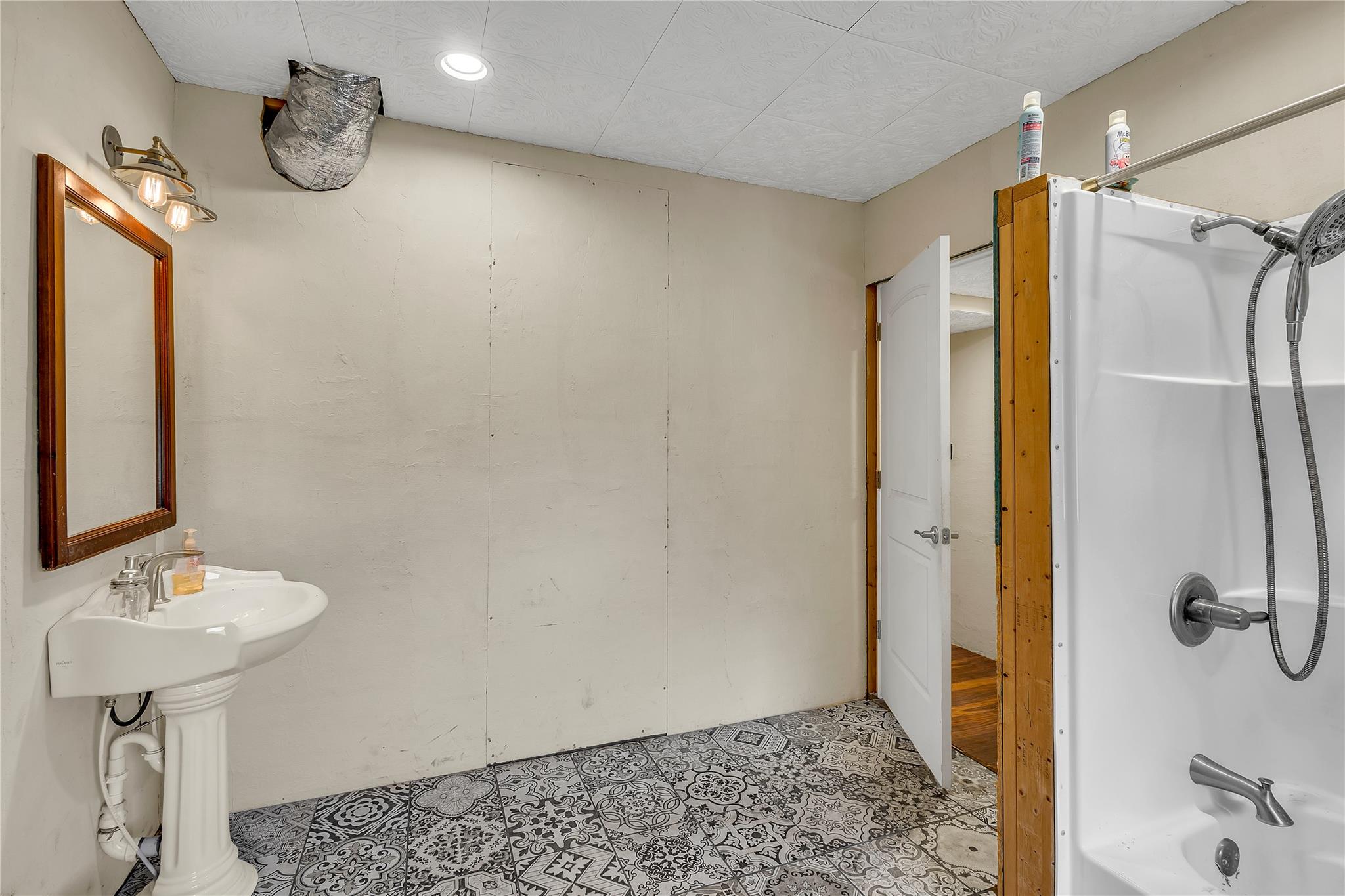 1228 Stanton Ranch Loop, Johnson City, TX 78636