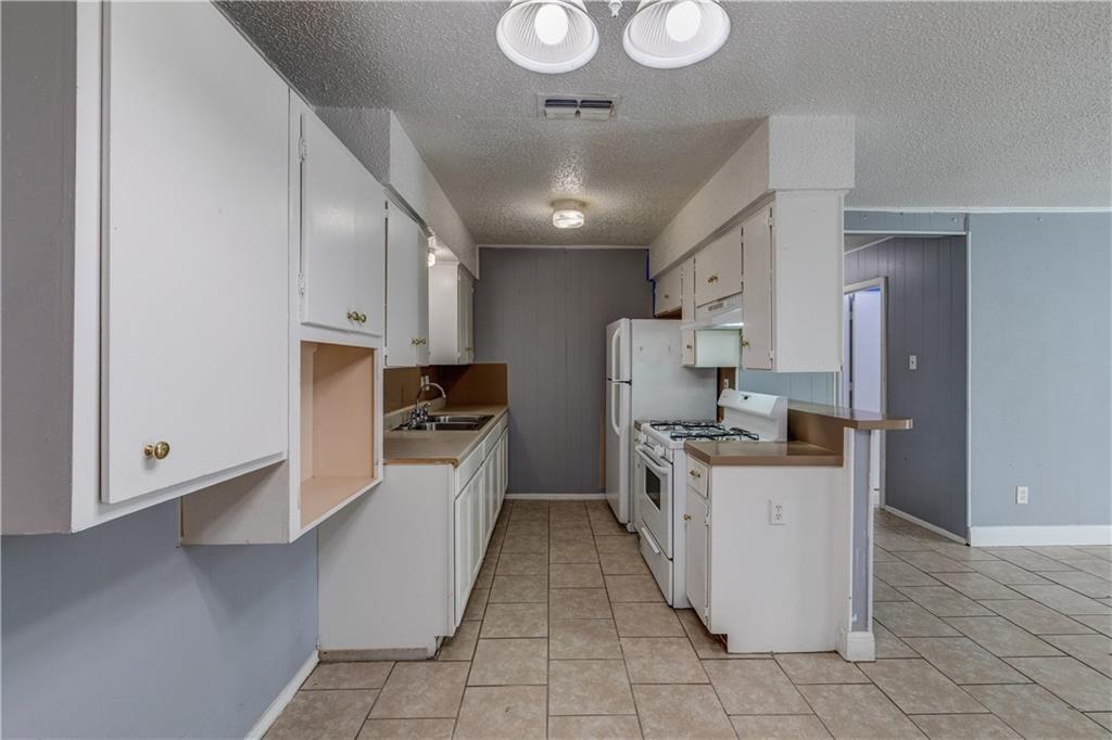 1006 Fiesta St # A, Austin, TX 78702