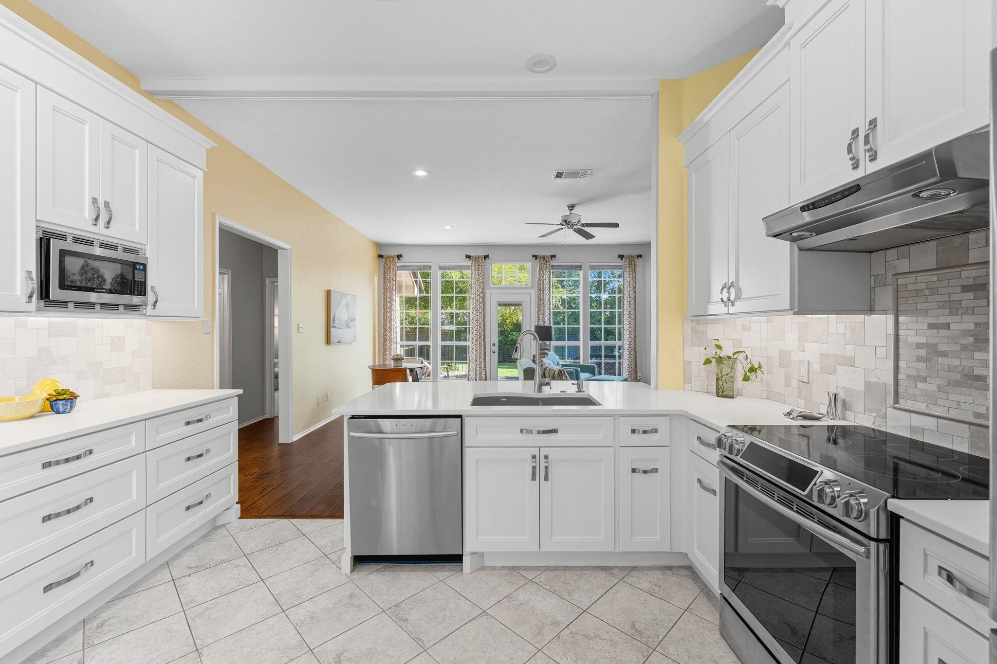 15202 Sun Bird Ln, Austin, TX 78734