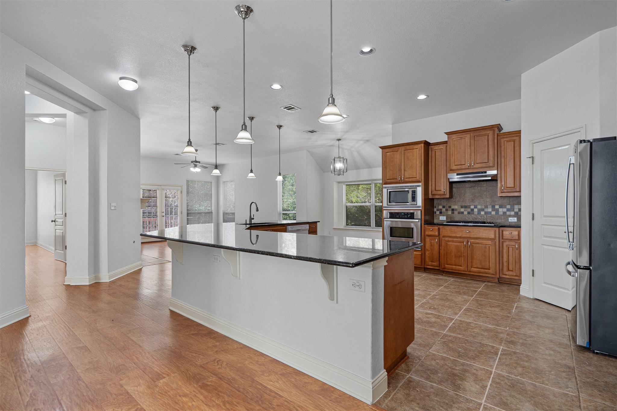 151 Courtland Cir, Austin, TX 78737