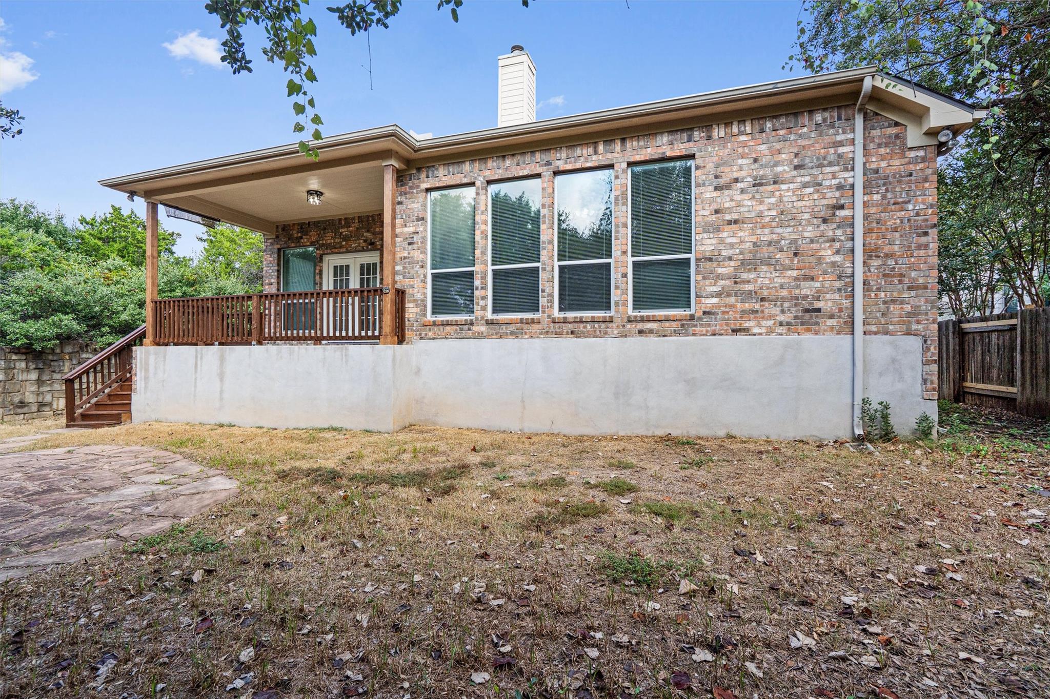 151 Courtland Cir, Austin, TX 78737