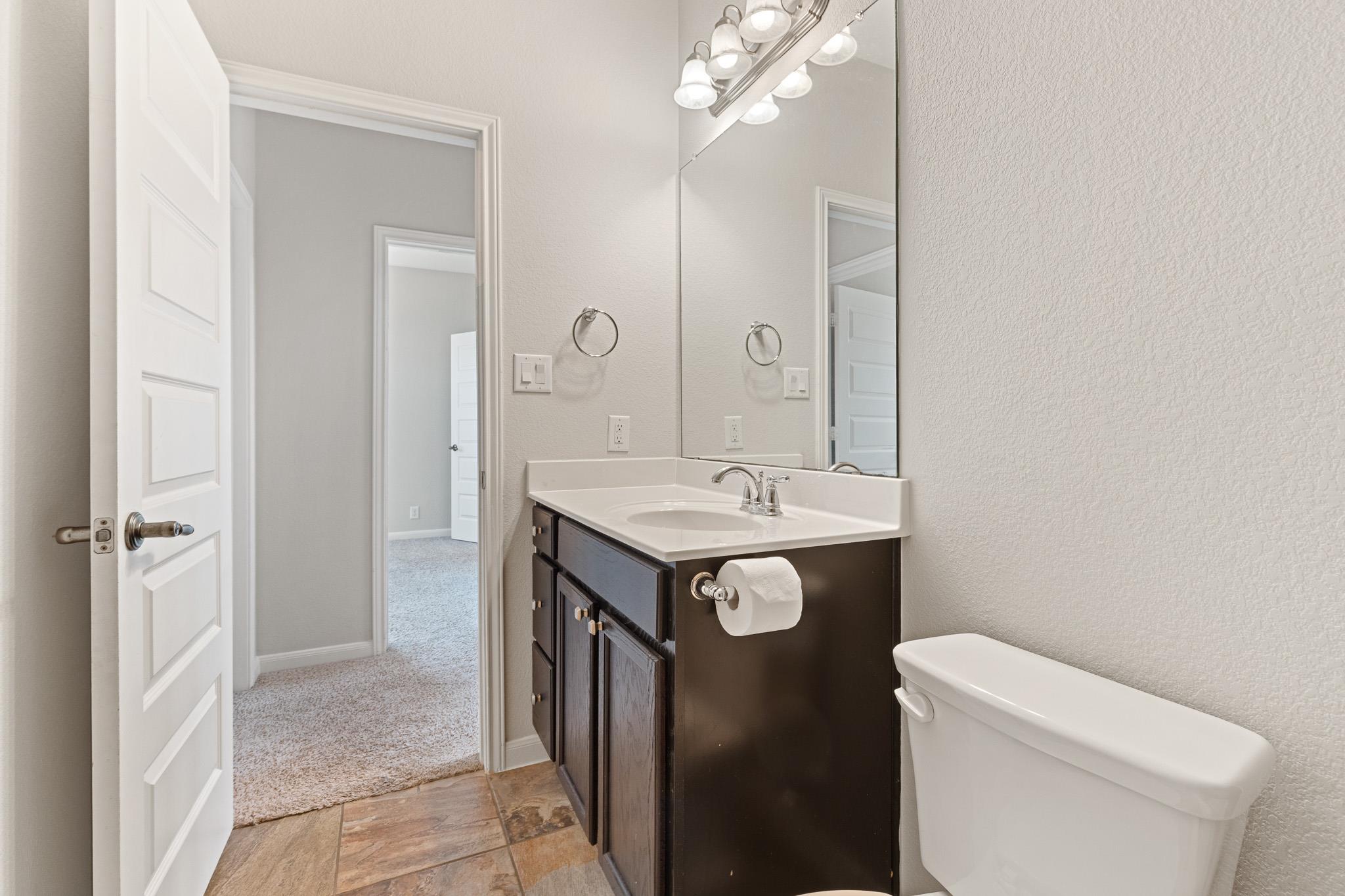 506 Hummingbird Ln # A, Austin, TX 78734