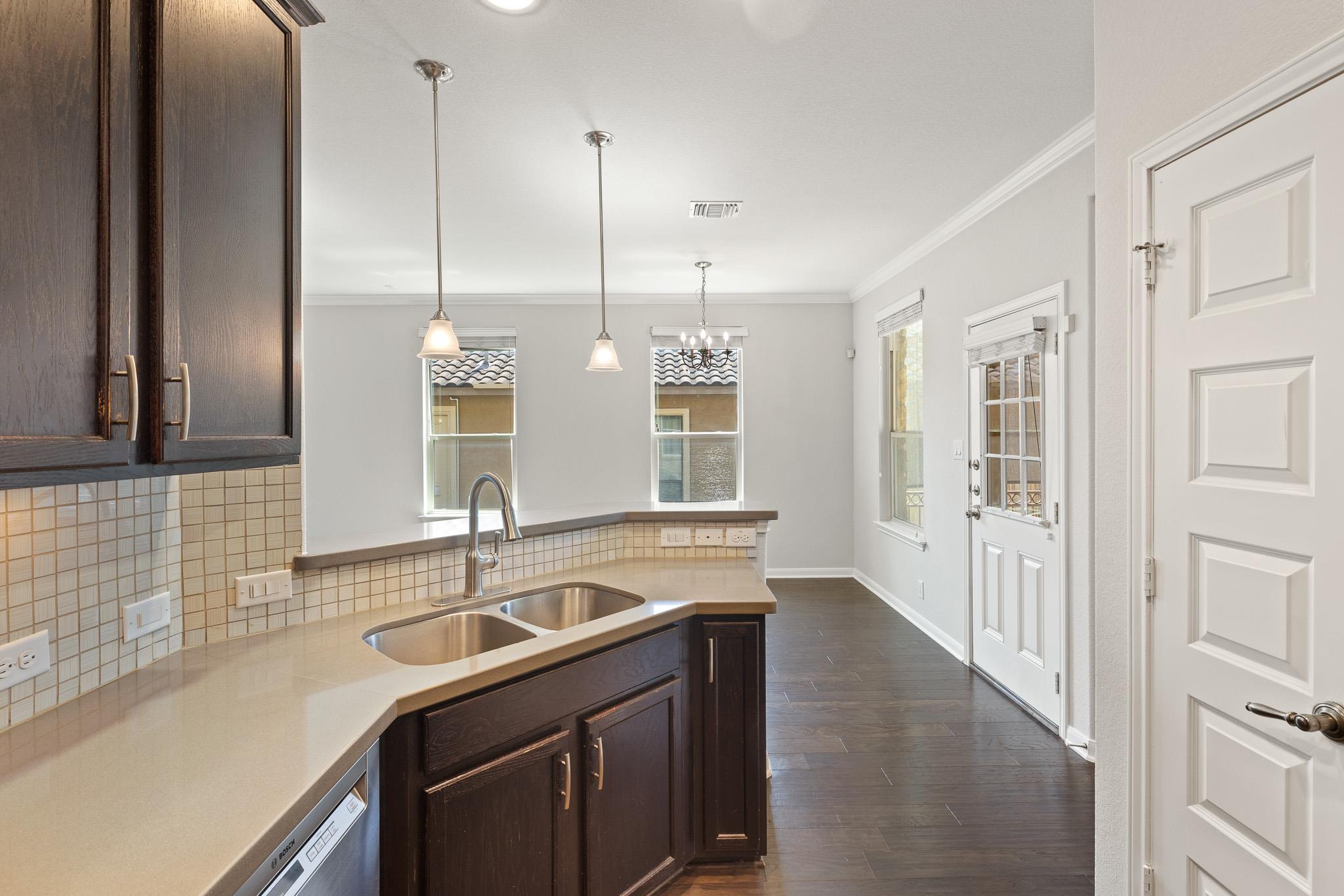 506 Hummingbird Ln # A, Austin, TX 78734