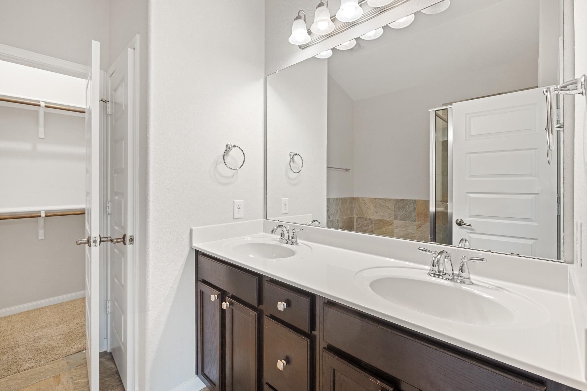 506 Hummingbird Ln # A, Austin, TX 78734