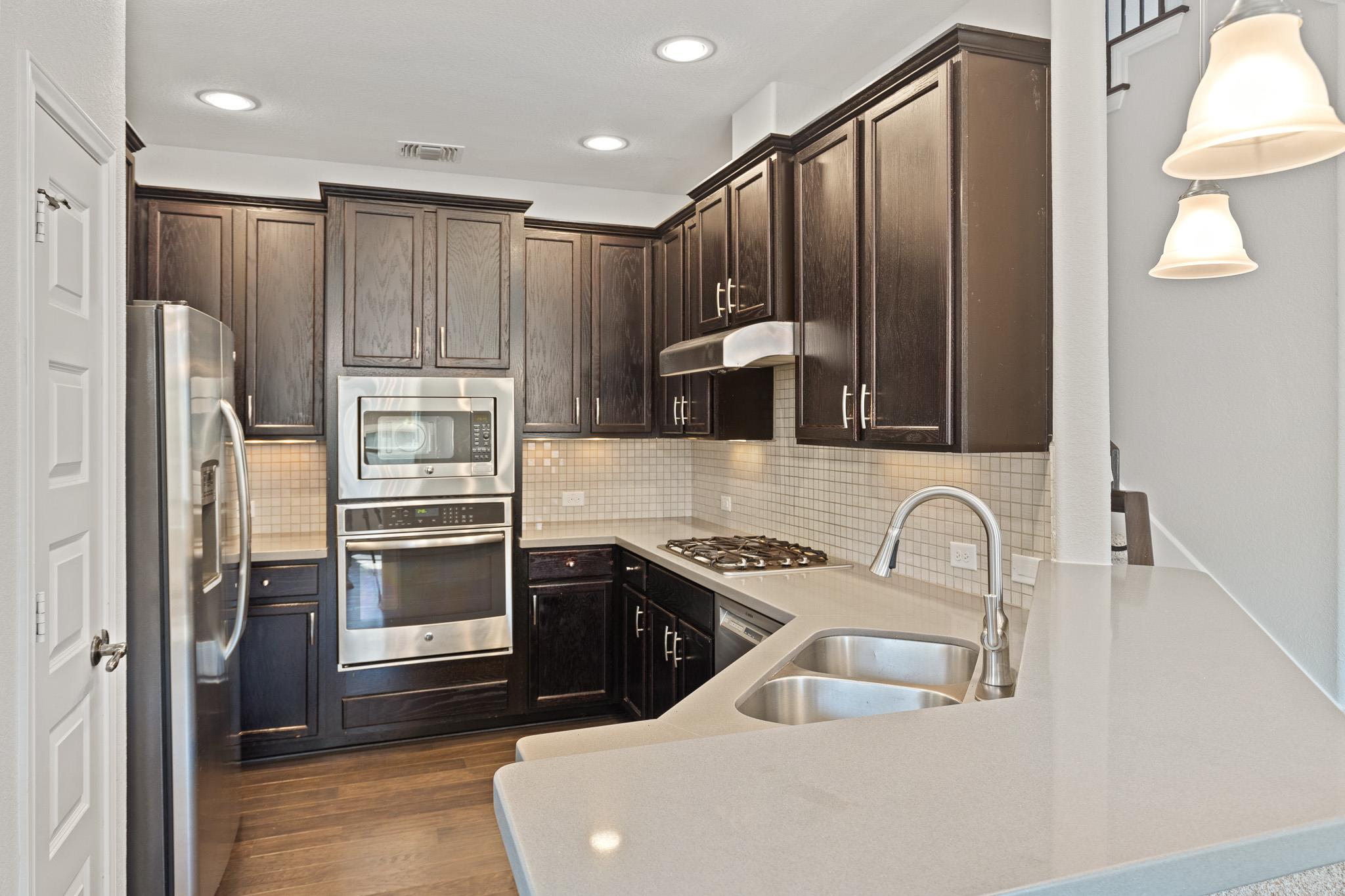 506 Hummingbird Ln # A, Austin, TX 78734