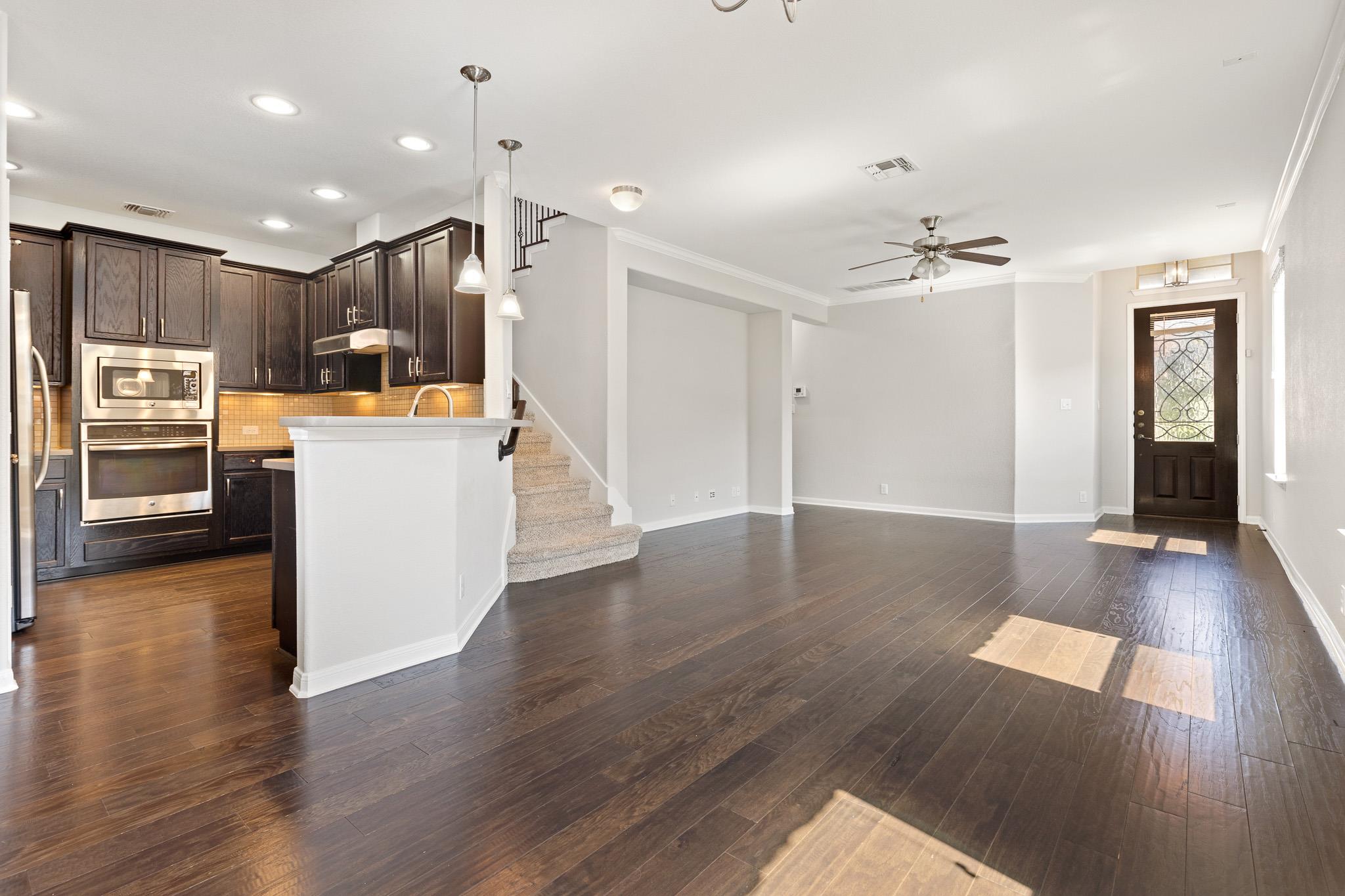 506 Hummingbird Ln # A, Austin, TX 78734