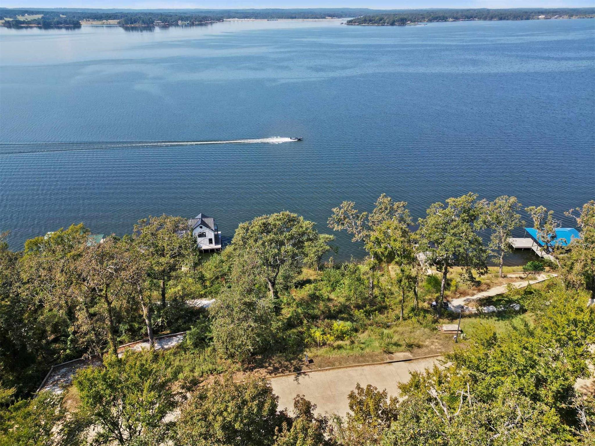 143 N Lake Bluff Dr, Bullard, TX 75757