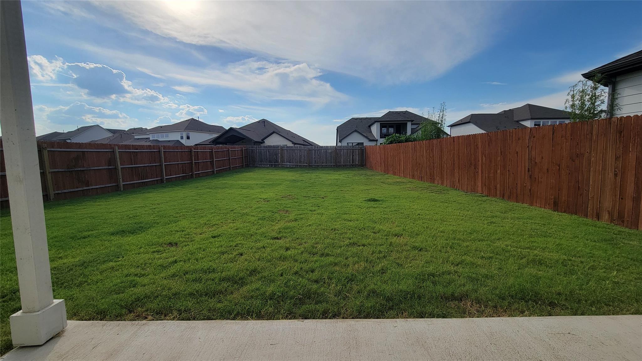 217 Redonda Dr, Liberty Hill, TX 78642