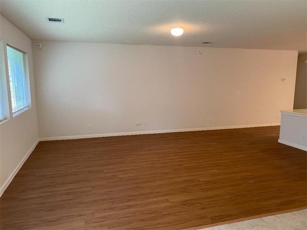 4000 Barlow Dr, Round Rock, TX 78681